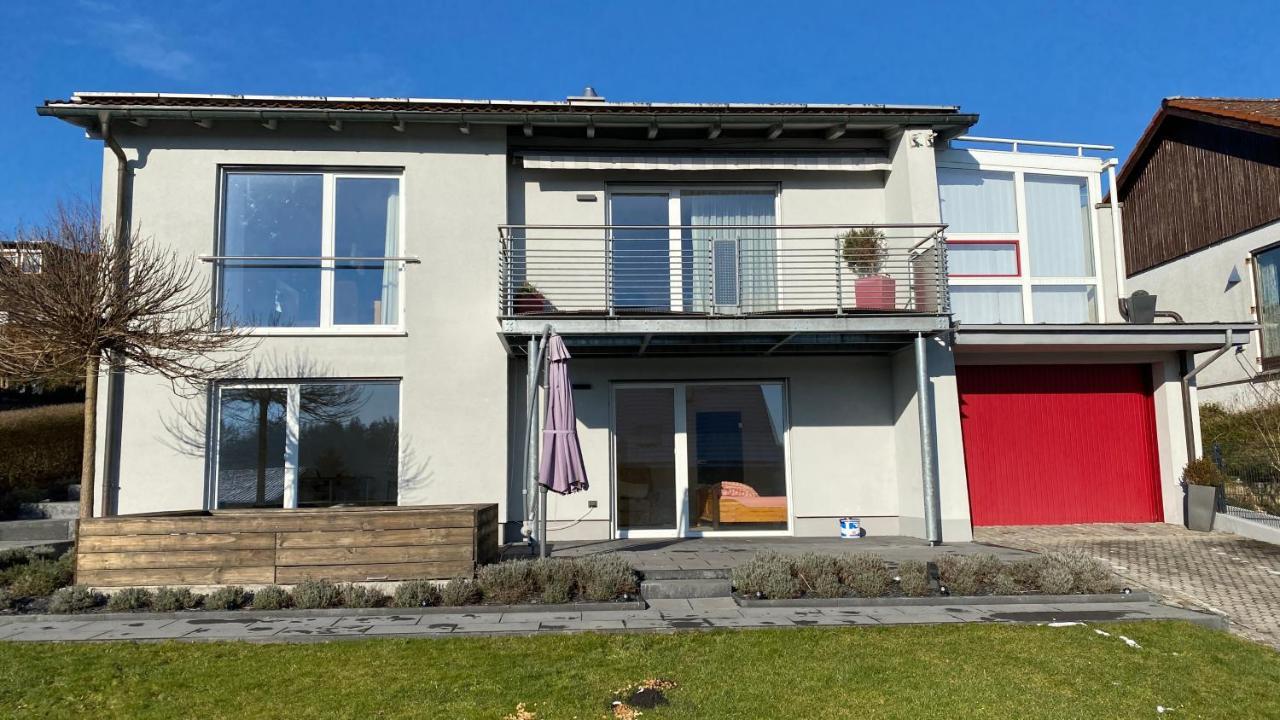 Fewo Luxus Wohnung Im Eigenen Ferienhaus, 120 Qm, Naehe Regensburg Mit Balkon, Terrasse & Garten, Gute Zuganbindung Laber 外观 照片